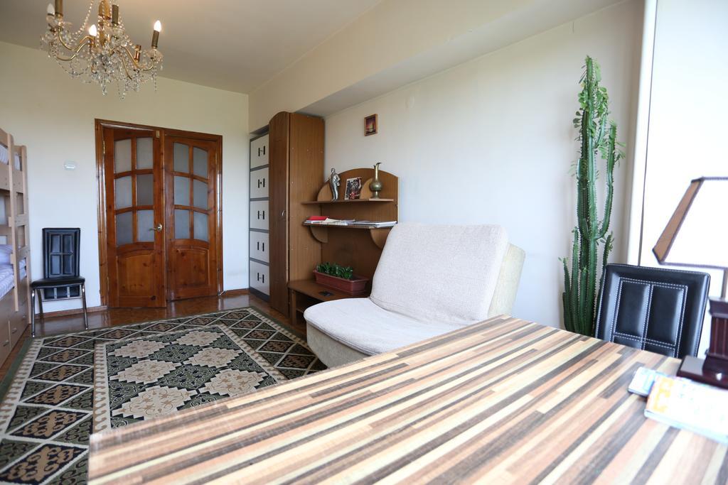 Ussr Hostel Bisjkek Kamer foto