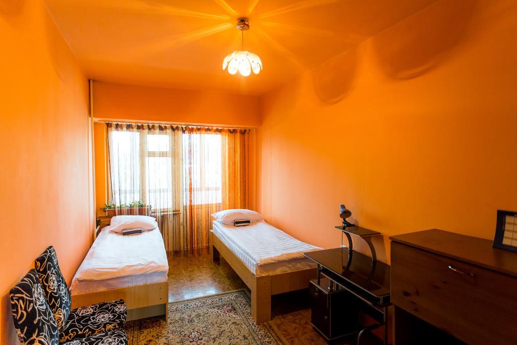 Ussr Hostel Bisjkek Kamer foto