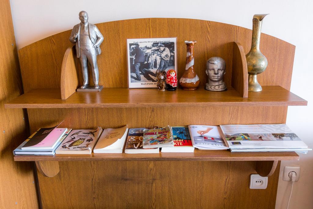 Ussr Hostel Bisjkek Kamer foto