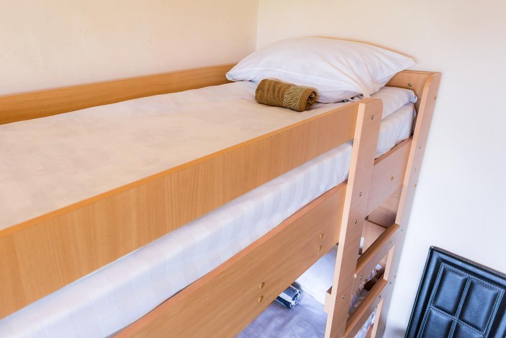 Ussr Hostel Bisjkek Kamer foto